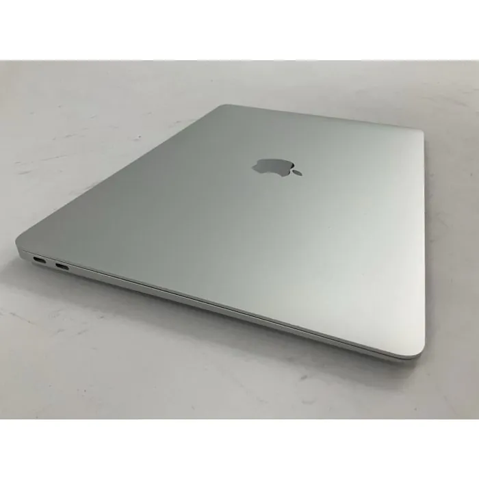 Apple MacBook Air 13" (2020) M1 8-Core GPU 3,2 GHz - Silber
