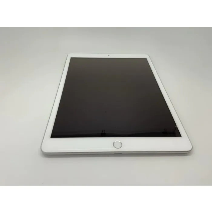 Apple iPad 8 (10,2") 32 GB Wi-Fi - Silber