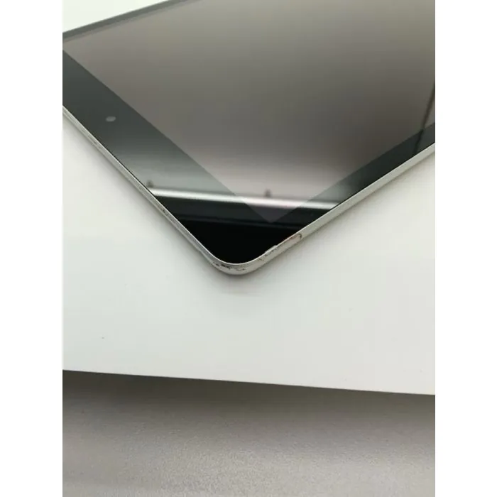 Apple iPad 9 (10,2") 64 GB Wi-Fi - Silber